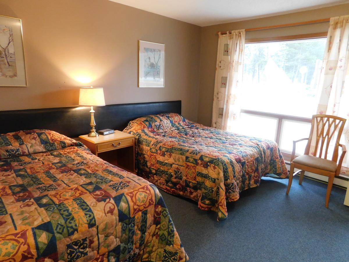 Keystone Resort Kenora Esterno foto